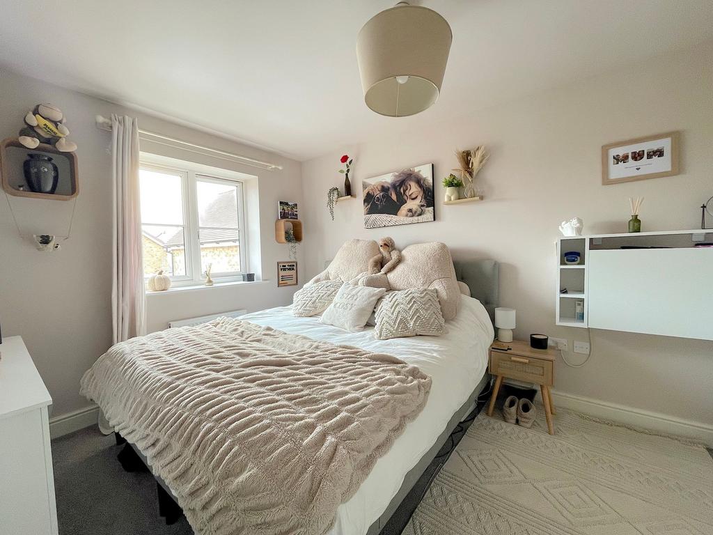 Bedroom Two (2)