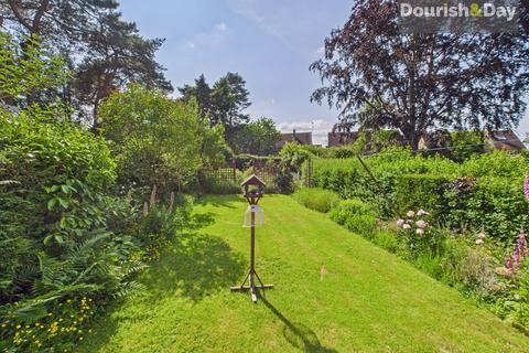 3 bedroom semi-detached house for sale, Springfield Drive, Stafford ST17