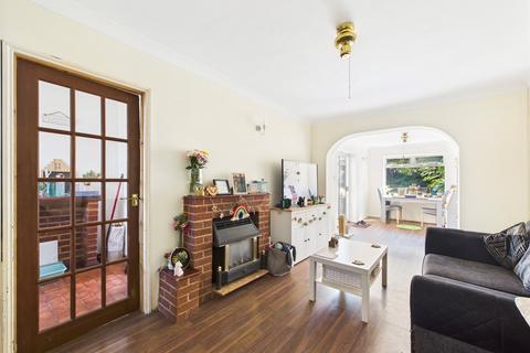 17 Windrush Road, Tuffley, Gloucester, GL4 0JR