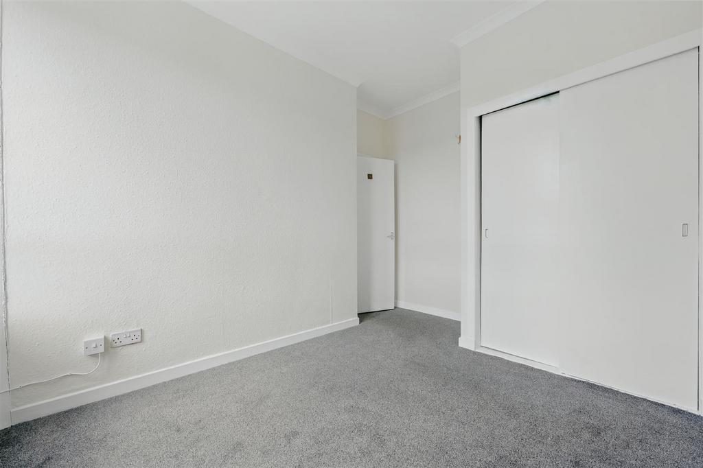 27c Carnegie Drive013.jpg
