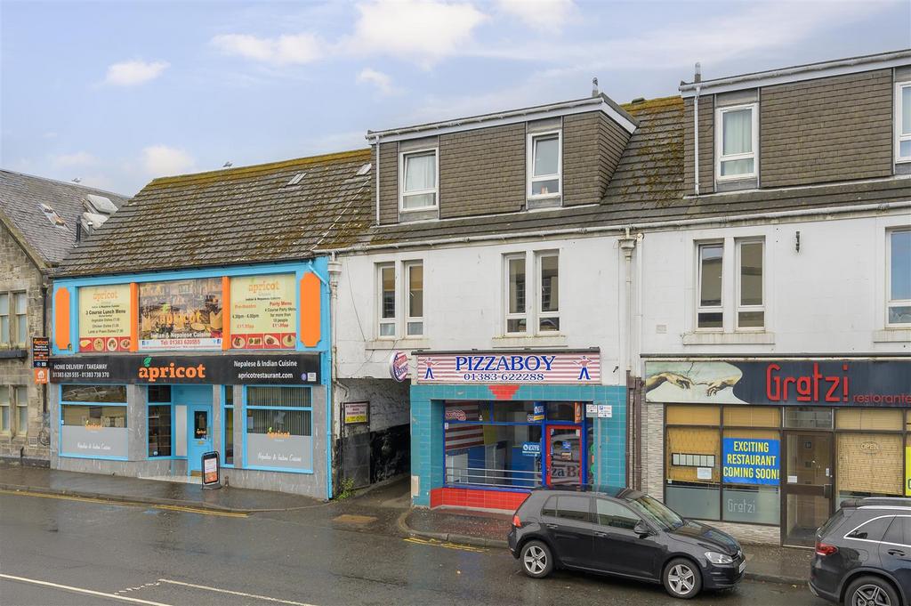 27c Carnegie Drive002.jpg