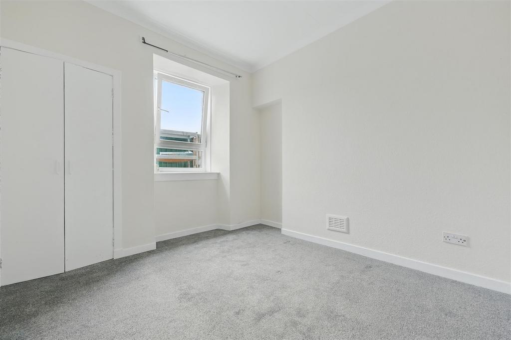 27c Carnegie Drive006.jpg