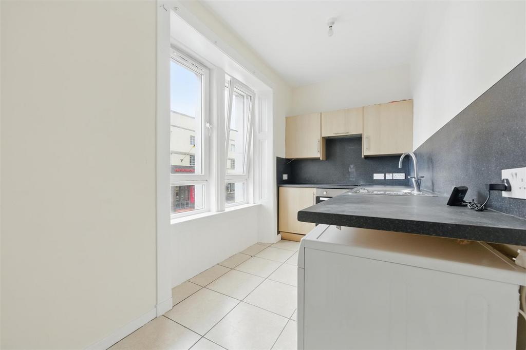 27c Carnegie Drive016.jpg