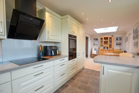 4 bedroom detached bungalow for sale, Reeds Park, Lostwithiel, PL22 0HF
