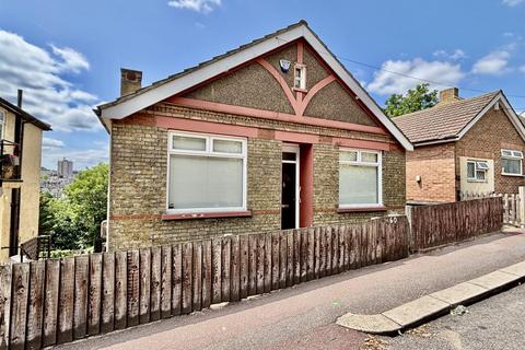 60 Upper Luton Road, Chatham, ME5 7BG