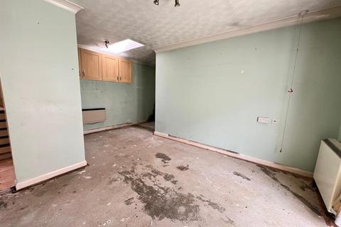 undefined, Golding Court, Ilford