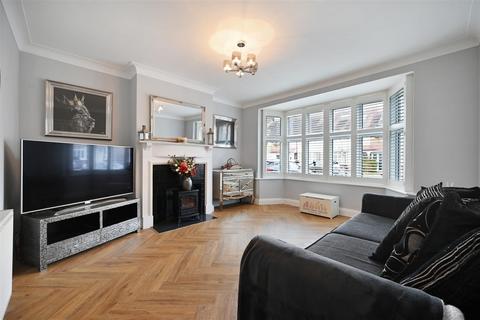 30 Westcroft Gardens, Morden, SM4 4DL
