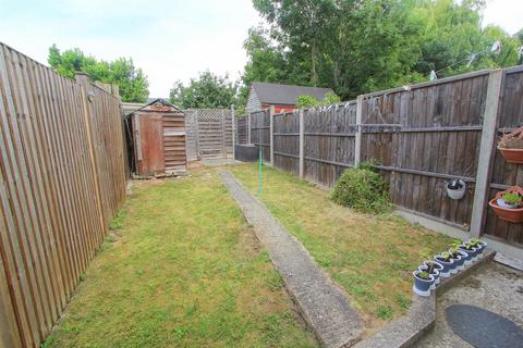 3 Wellow Walk, Carshalton, SM5 1QJ