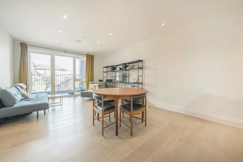 1 bedroom flat for sale, Factory Yard, London W7