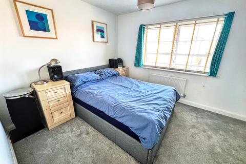 2 bedroom semi-detached house for sale, Manor Road, Newent