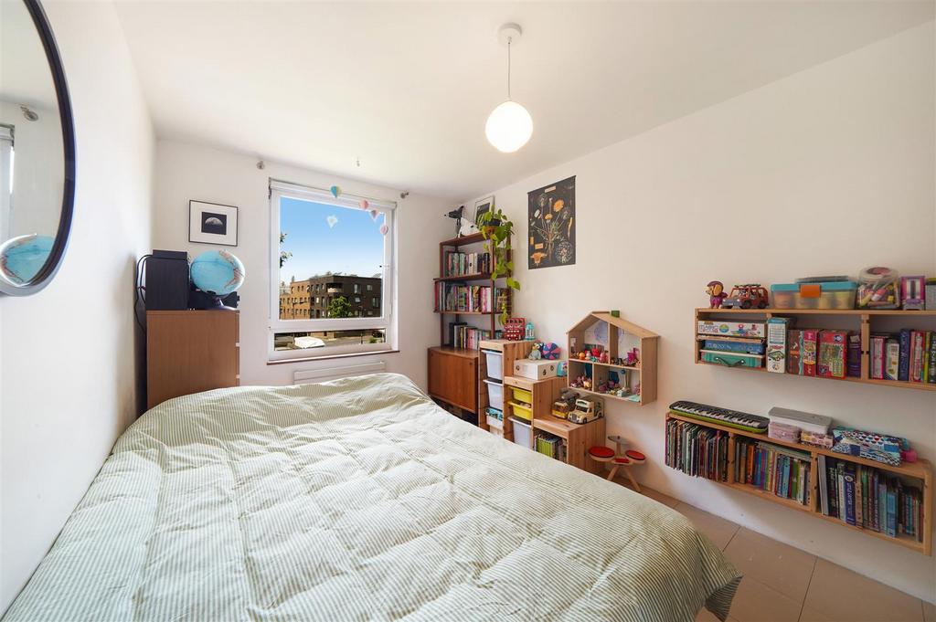 Flat 13, 2 Gautrey Road - Km8o9q W5kt4jr3 Wtzq SV.jpg