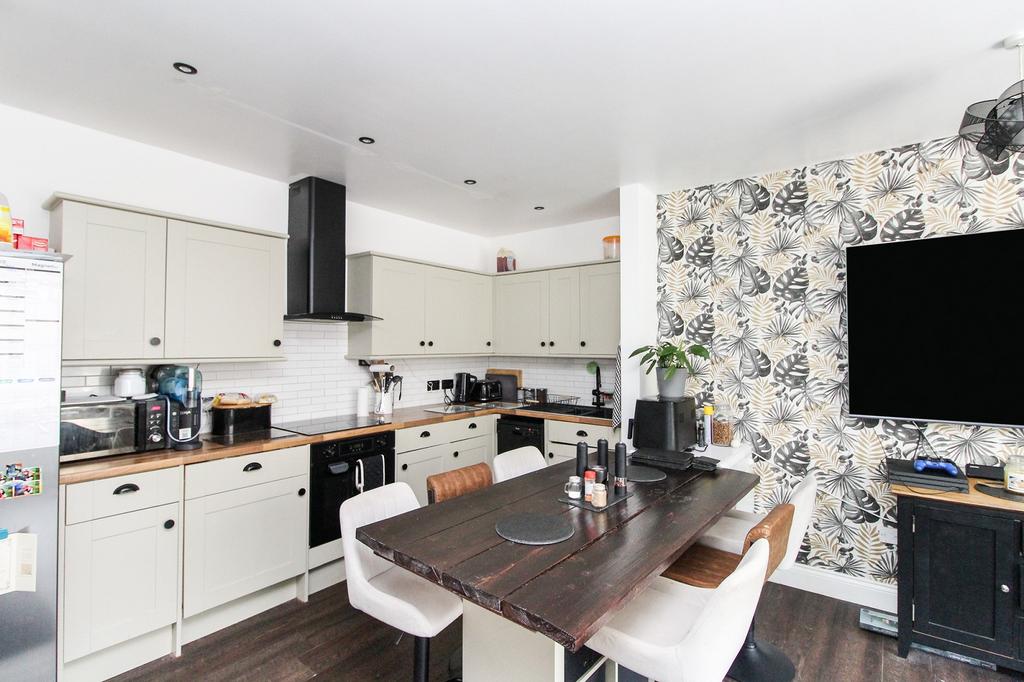 Kitchen/Living Room