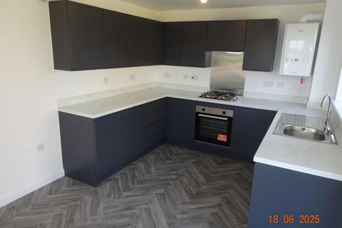 3 bedroom detached house to rent, Harrier Drive, Langold, Worksop, S81 9FS