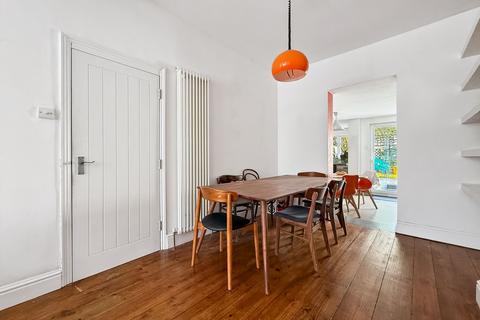 3 bedroom terraced house for sale, Queens Park Road, Brighton, BN2