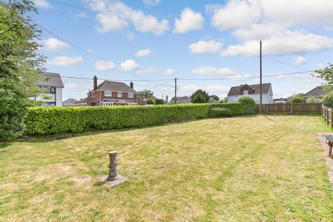 3 bedroom detached bungalow for sale, Bewsbury Crescent, Dover CT16