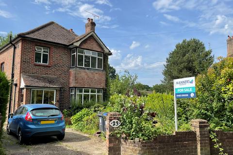 3 bedroom detached house for sale, Woking GU22