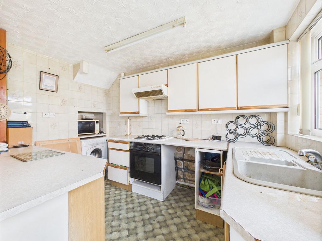 Dining/Kitchen