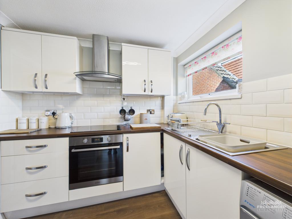 Kitchen 2