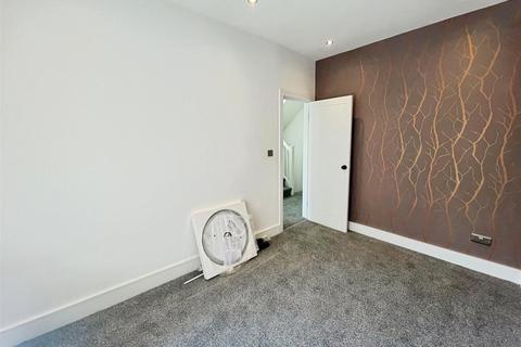 29 Chellow Street, Bradford, BD5 9QG