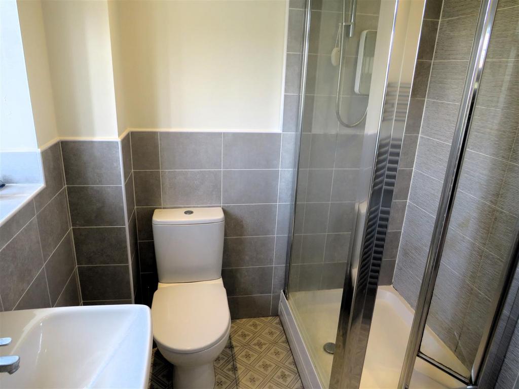 En-Suite Shower