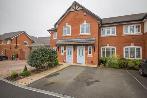 3 bedroom mews for sale, Raleigh Close, Newton-Le-Willows, WA12