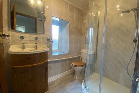 6 Shaws, Uppermill, Oldham, OL3 6JX