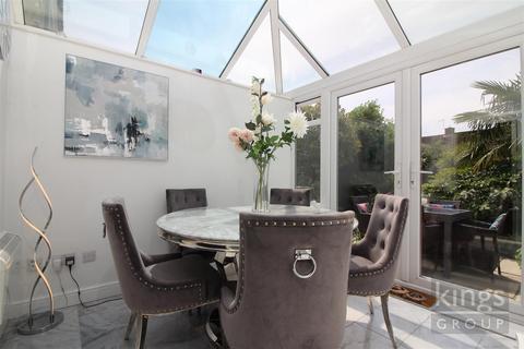 3 Abbotsweld, Harlow, CM18 6TE