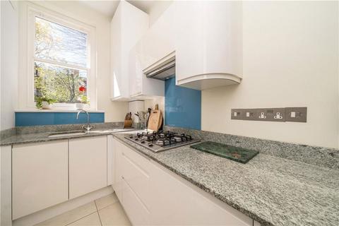 2 bedroom flat for sale, Riverview Gardens, London SW13