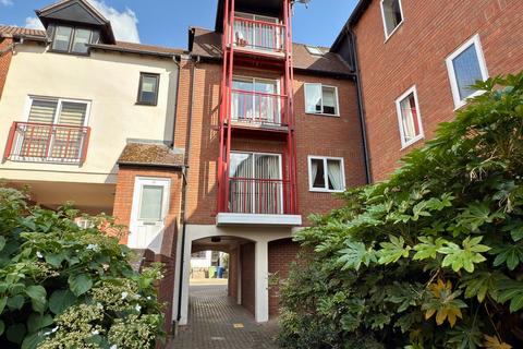 undefined, Priors Court, Tewkesbury GL20