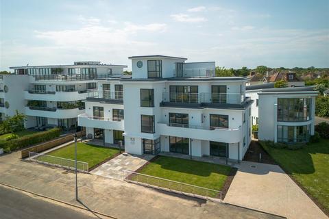 2 bedroom apartment for sale, The Esplanade, Frinton-On-Sea