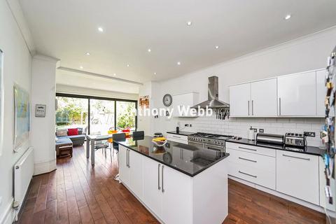 45 Grovelands Road, London, N13 4RJ