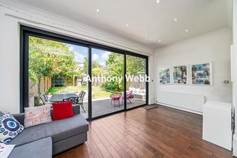 45 Grovelands Road, London, N13 4RJ
