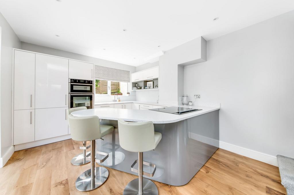 Living dining kitchen