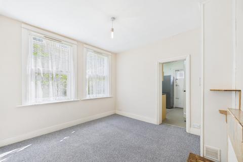 undefined, 121 Newlands Park, Greater London SE26