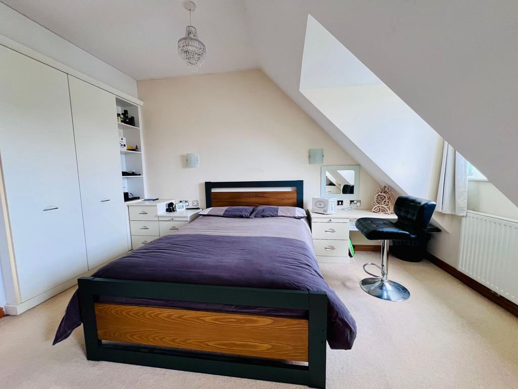 BEDROOM1.jpeg
