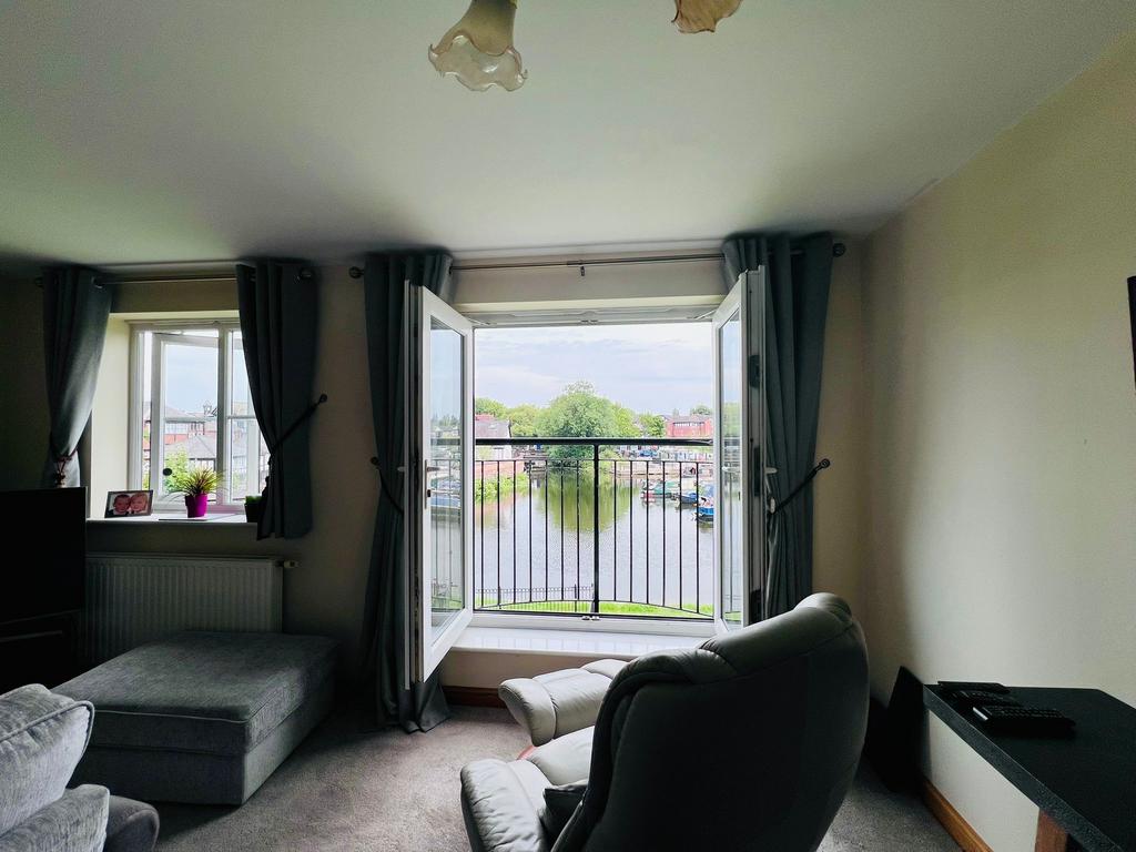 LIVING ROOM.jpeg