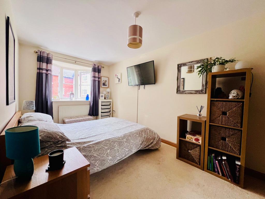 BEDROOM 2.jpeg