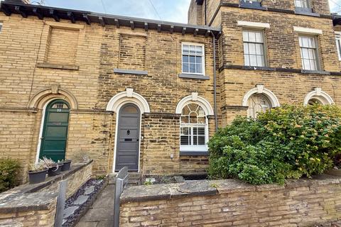2 bedroom terraced house for sale, George Street, Shipley BD18