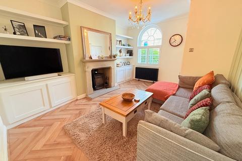 2 bedroom terraced house for sale, George Street, Shipley BD18
