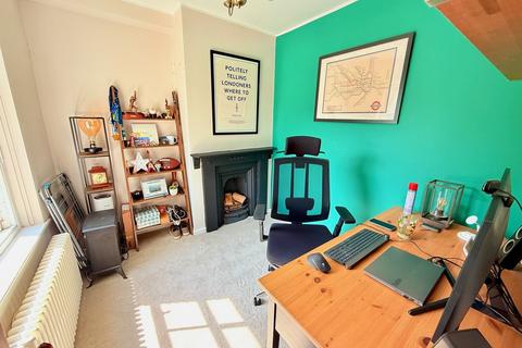 2 bedroom terraced house for sale, George Street, Shipley BD18
