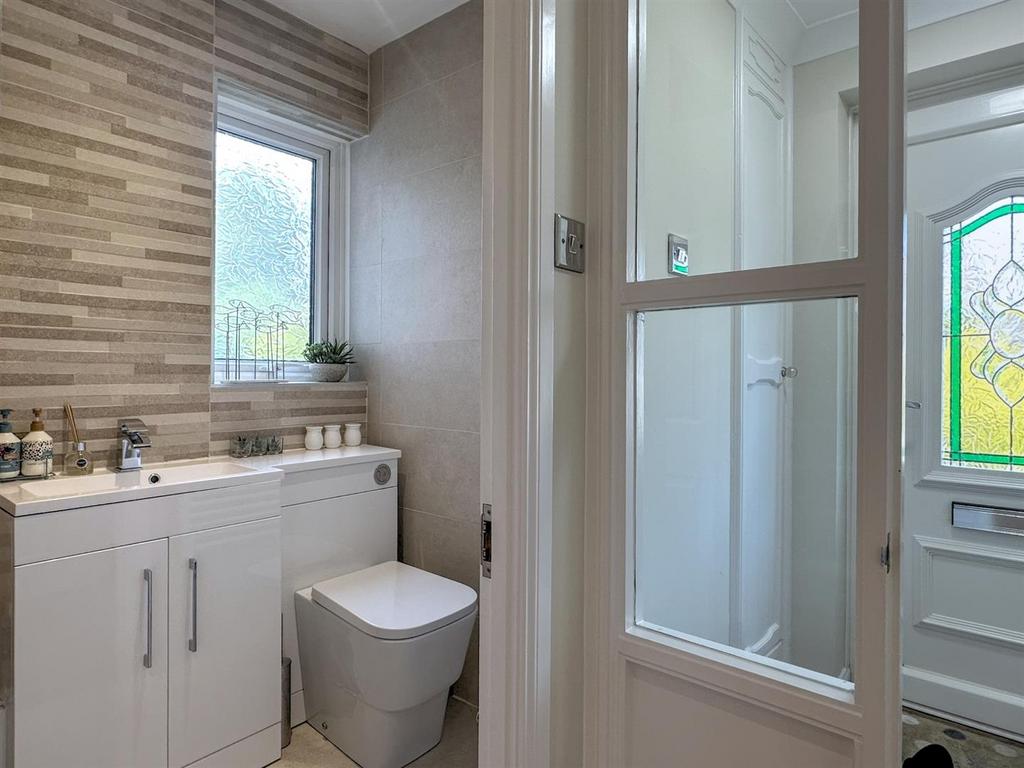 Ground floor wc