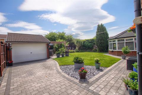 undefined, Thorn Side, Ingleby Barwick