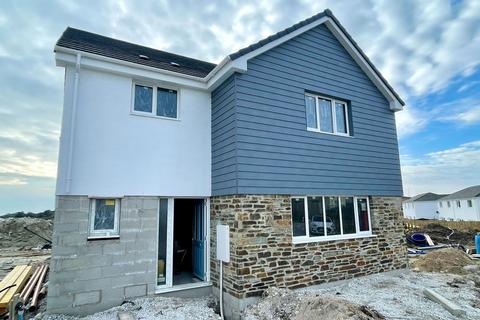 3 bedroom detached house for sale, Bryanick Vale, St Austell PL26
