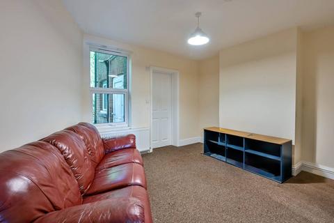 5 bedroom end of terrace house for sale, Acacia Road, Guildford, GU1