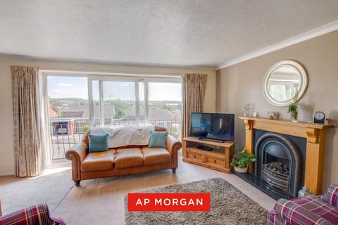 4 bedroom detached house for sale, Westfields, Catshill, Bromsgrove, Worcestershire, B61