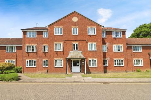 1 bedroom flat to rent, Peartree Lane, Welwyn Garden City, AL7