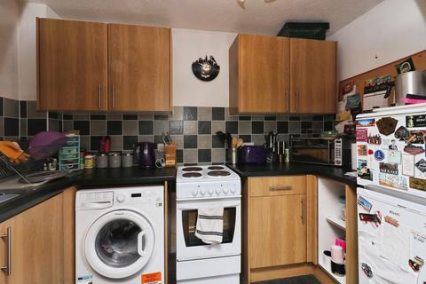 1 bedroom flat to rent, Peartree Lane, Welwyn Garden City, AL7