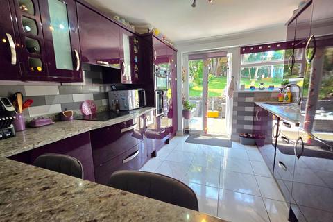 2 bedroom terraced bungalow for sale, Babbacombe, Torquay