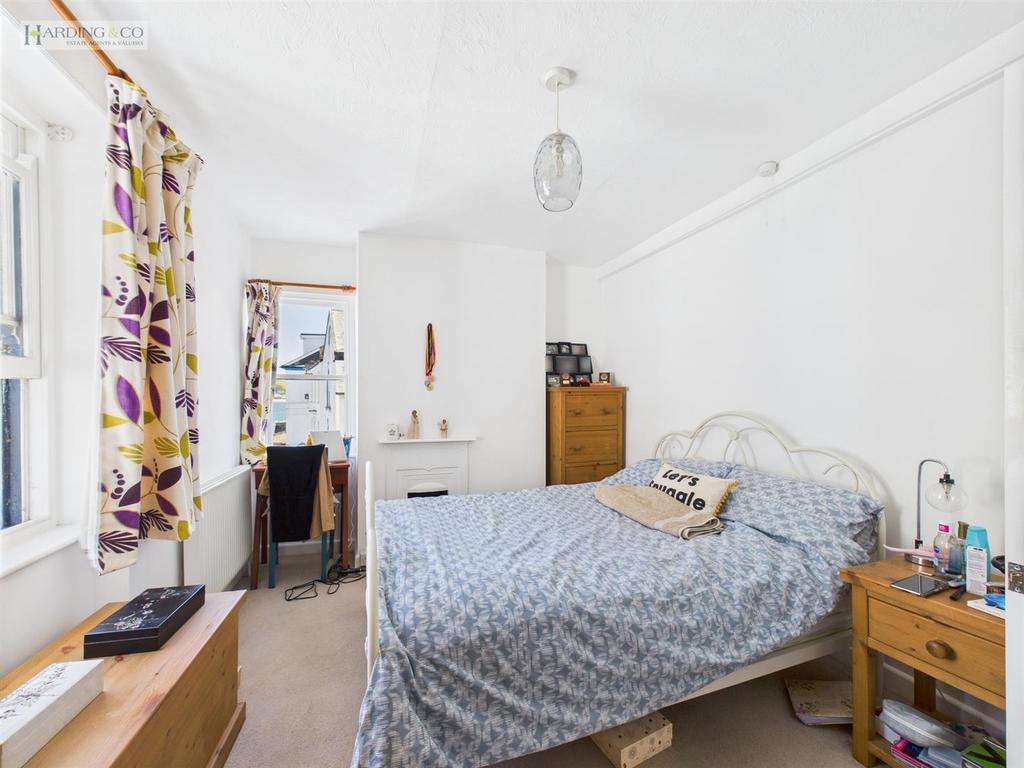 CAM01113 G0-PR0161-STILL007.jpg