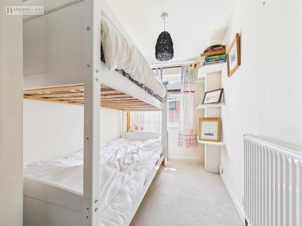 CAM01113 G0-PR0161-STILL013.jpg